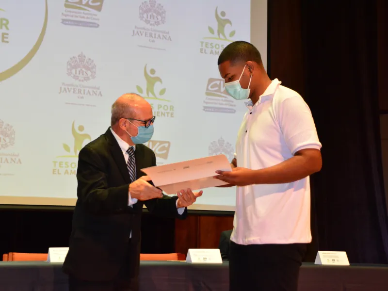 Se gradúa la primera Cohorte de Tesos por el Ambiente Se gradúa la primera Cohorte de Tesos por el Ambiente