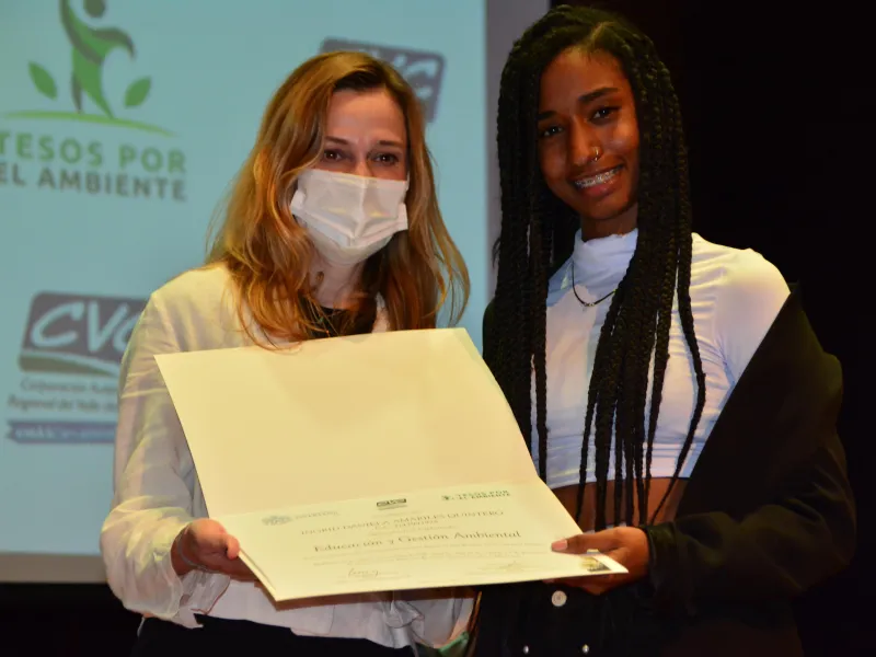 Se gradúa la primera Cohorte de Tesos por el Ambiente Se gradúa la primera Cohorte de Tesos por el Ambiente